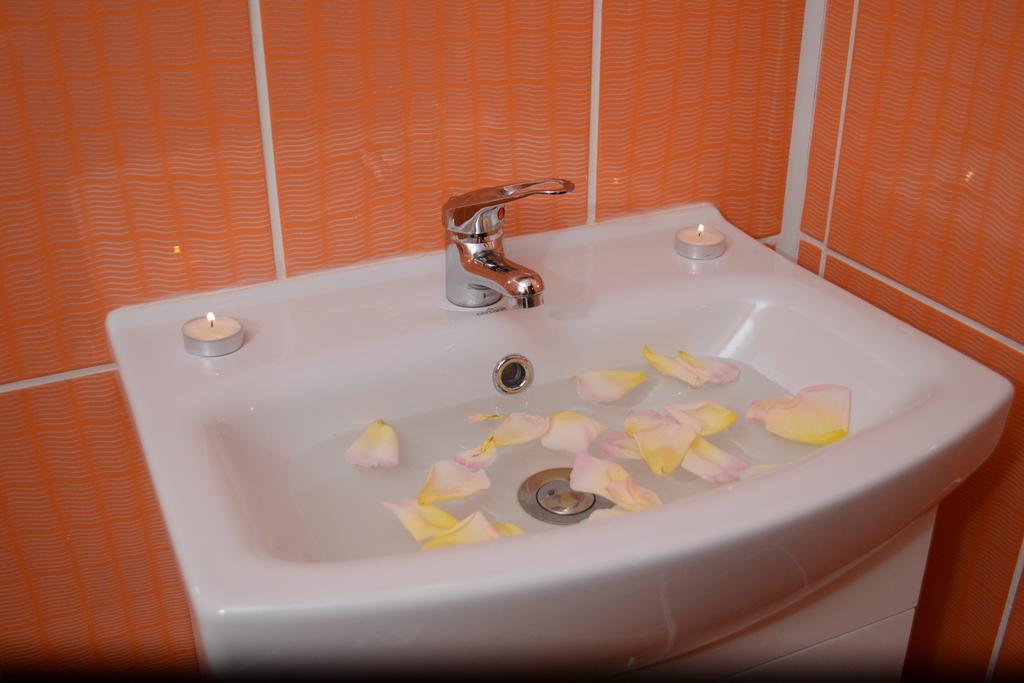 Ersa Panzio Hotel Bisericani  Bilik gambar