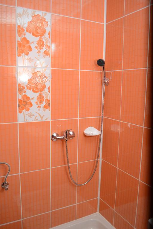 Ersa Panzio Hotel Bisericani  Bilik gambar