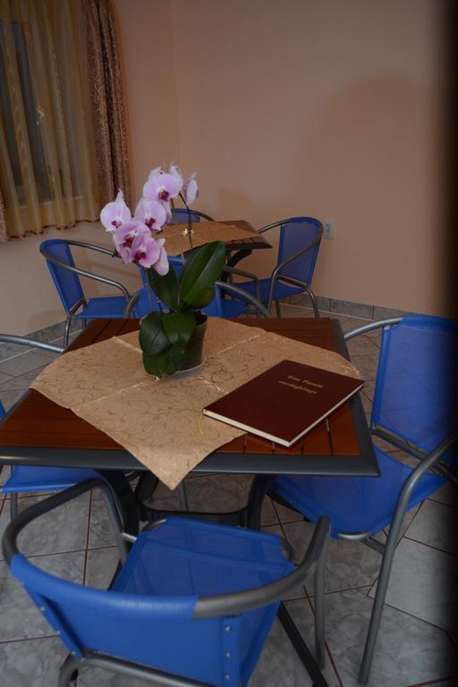 Ersa Panzio Hotel Bisericani  Bilik gambar