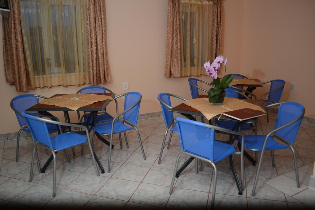 Ersa Panzio Hotel Bisericani  Luaran gambar